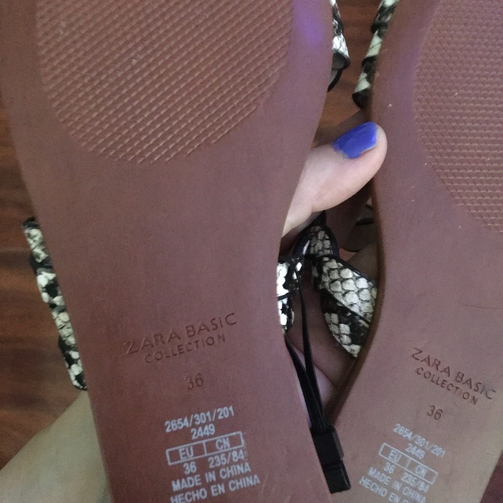 Zara leather snake print sandals - Picture 4 of 5